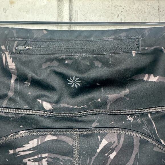 Athleta Velocity Stash Pocket Marble 7/8 Tight Size Medium - Picture 13 of 14